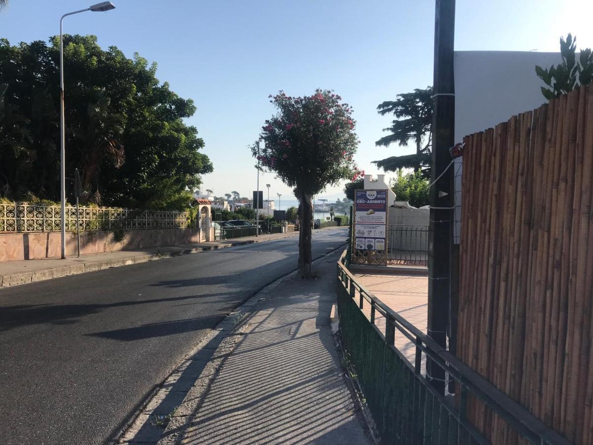 La Casetta Al Porto Di Ischia Leilighet Eksteriør bilde